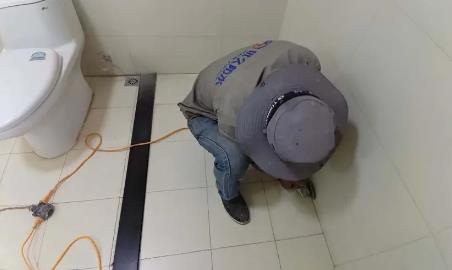 锡林郭勒盟卫生间补漏